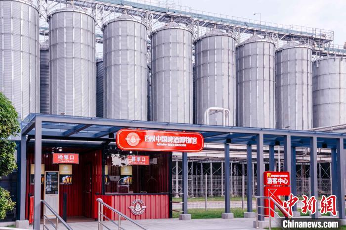 圖為基地原料立倉。　李南軒 攝