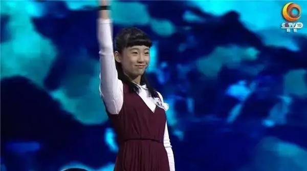 上海兩位女生因古詩(shī)詞大戰(zhàn)成名 這種能力太可貴