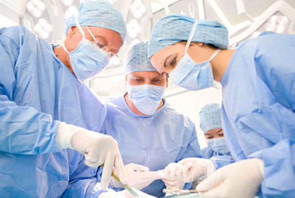 中國留學生在美遇天價手術(shù)：收到1100多萬元賬單